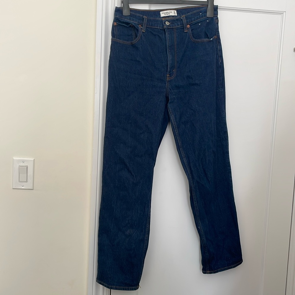 Abercrombie Ultra High Rise 90s Straight Jeans